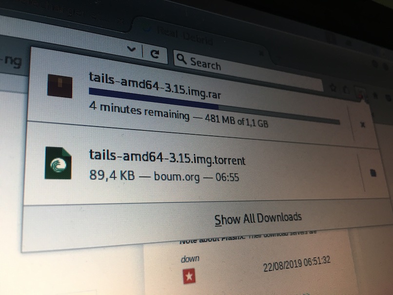 files/macbook-airgap/dl-tails.jpg